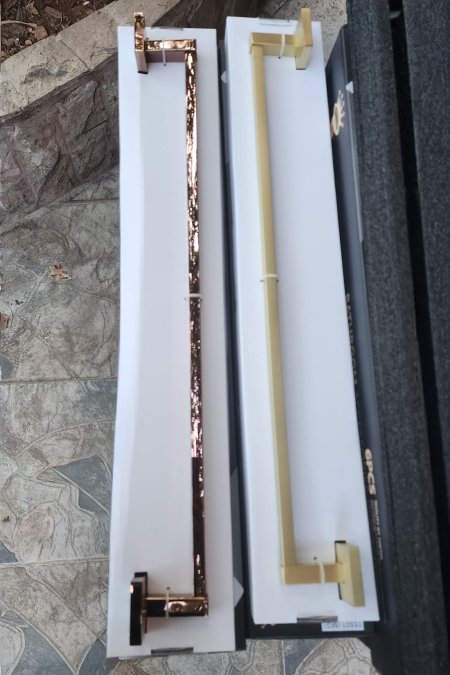 🧡 علاقة مناشف حمّام مستقيمة – ذهبي